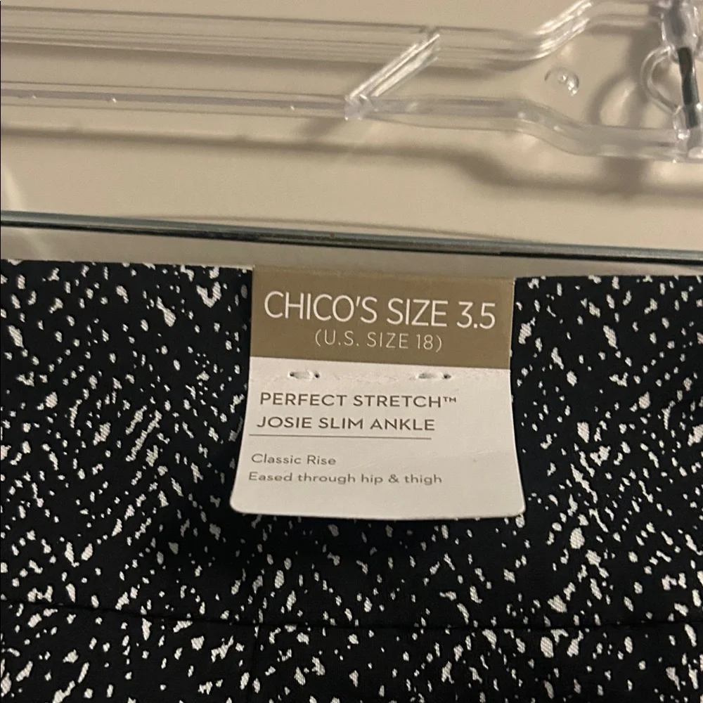 Chico’s Black and White Perfect Stretch Josie Slim Pants - Picture 2 of 3